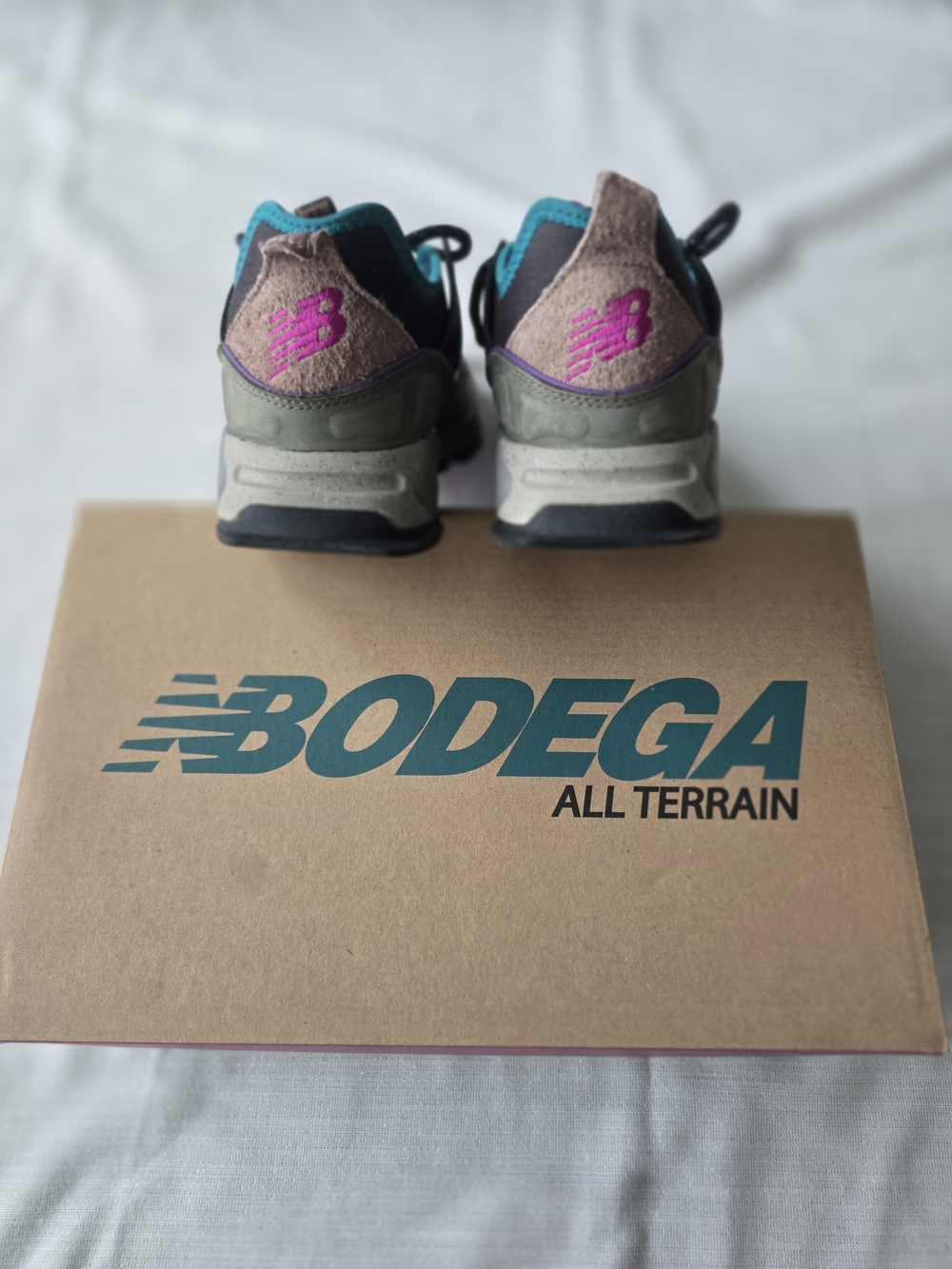 New Balance Bodega Men's Brown Sneakers with Teal & Pink Accents - Picture 5 of 7